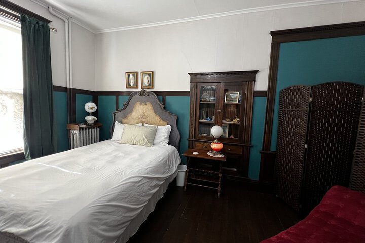 Room 40 of 96