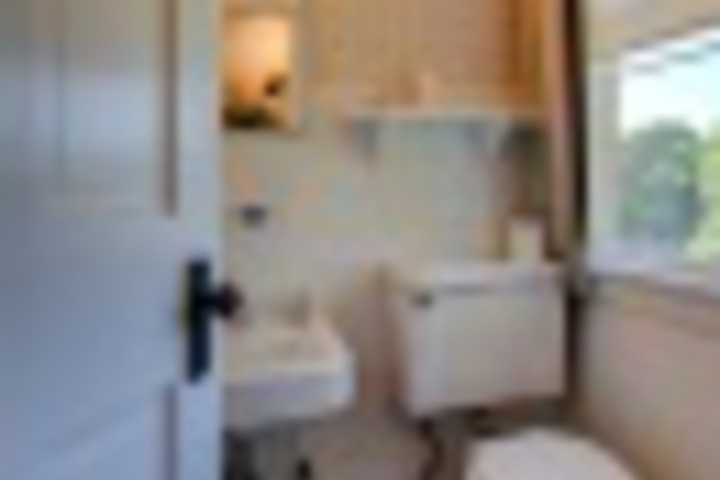 Room 124 of 408
