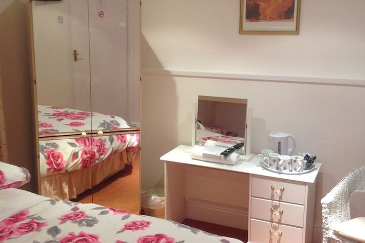 Room 11 of 131