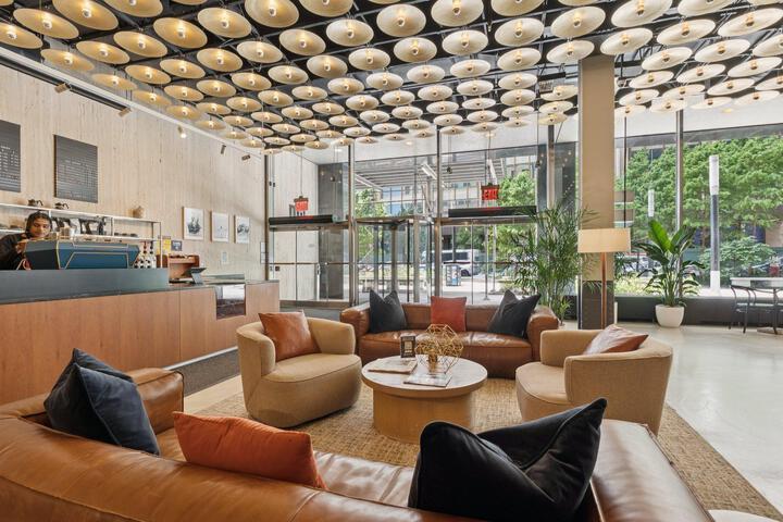 Hotel Interior 29 of 176