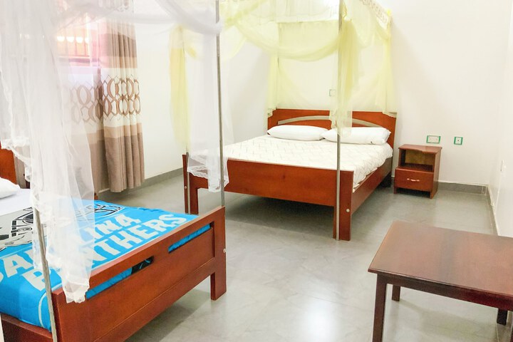 Room 10 of 226