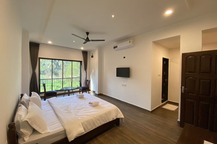 Room 16 of 26