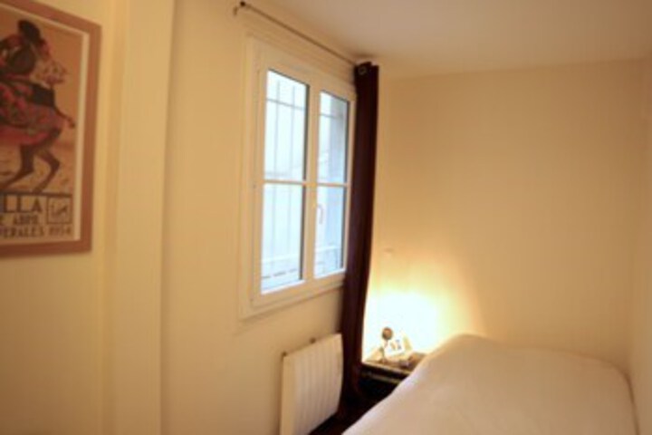 Room 20 of 25