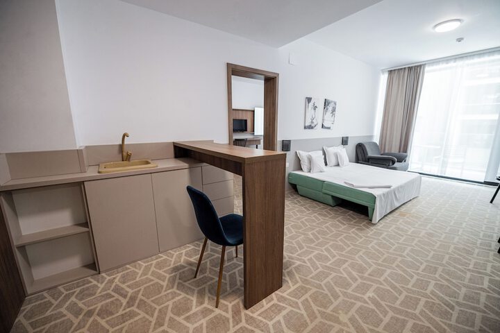Room 44 of 51