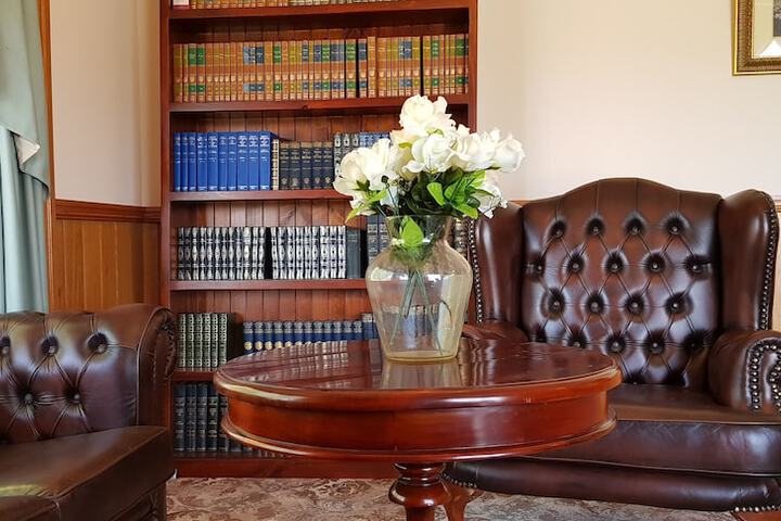 Room 4 of 11