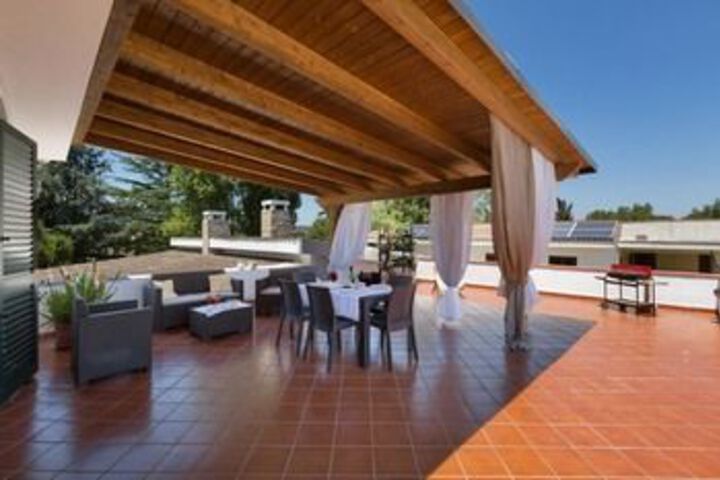 Terrace/Patio 30 of 32