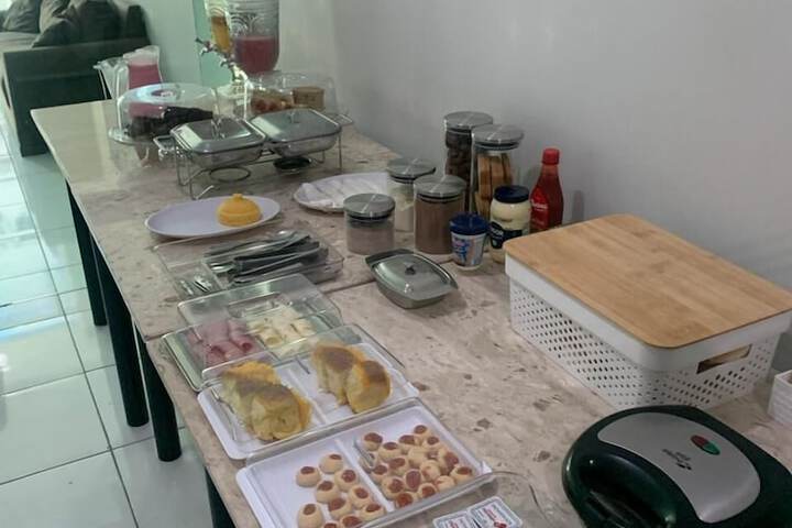 Breakfast/Coffee Service 19 of 31