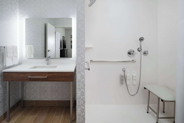 Bathroom shower