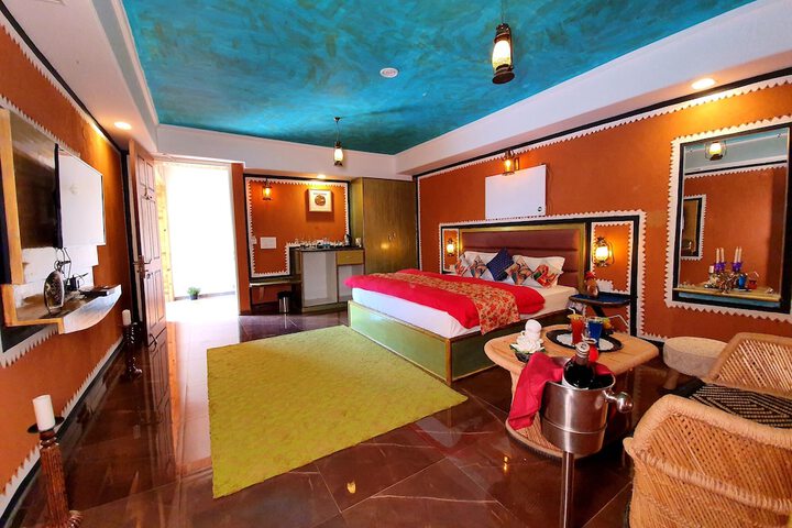Room 9 of 61