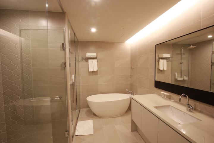 Bathroom Interior Photo