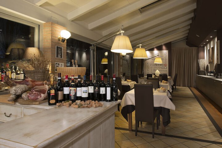 Dining Photos