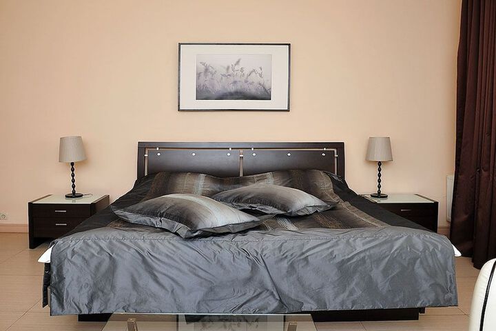 Room 4 of 70