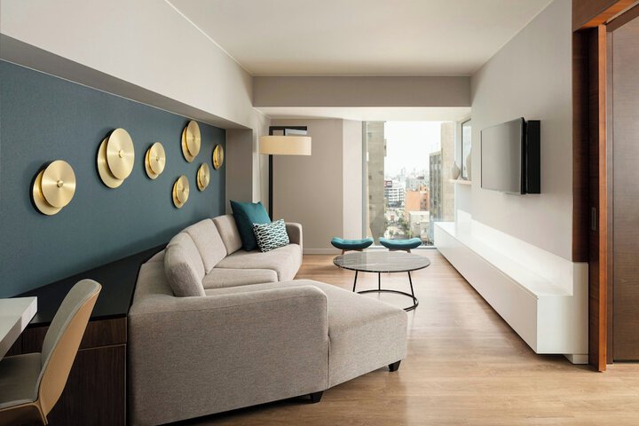 Room 9 of 70