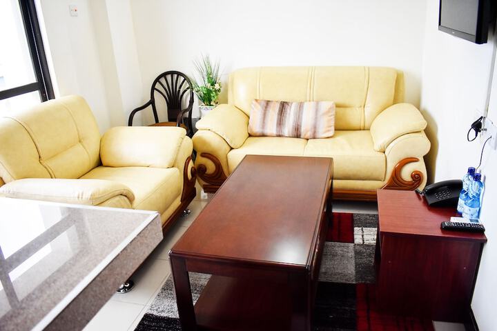 Room 15 of 37