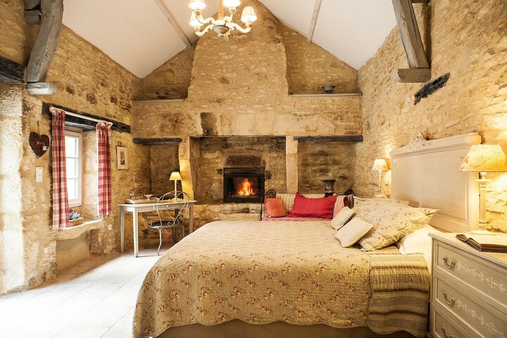 Room 9 of 60