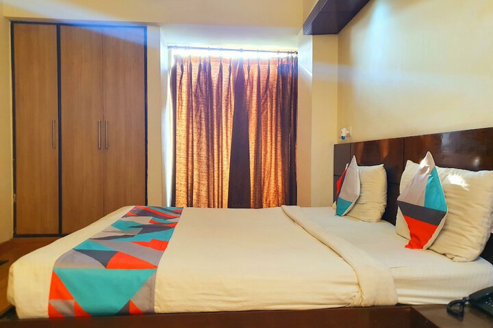 Room 7 of 17