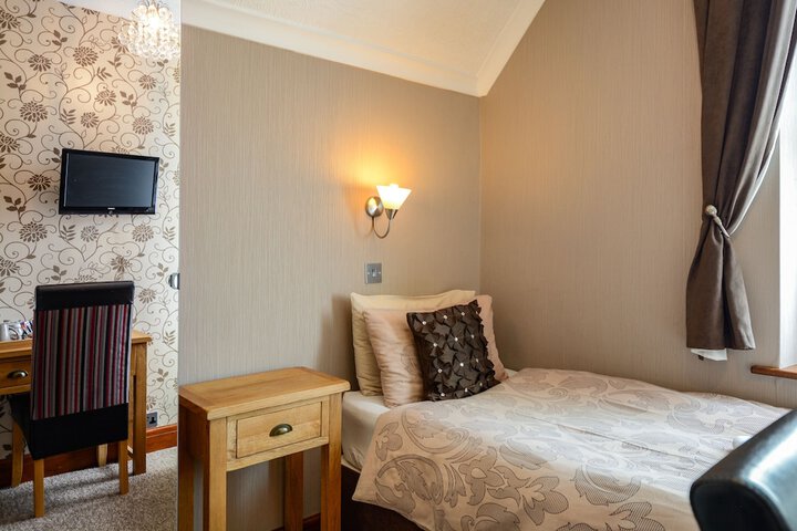 Room 14 of 54