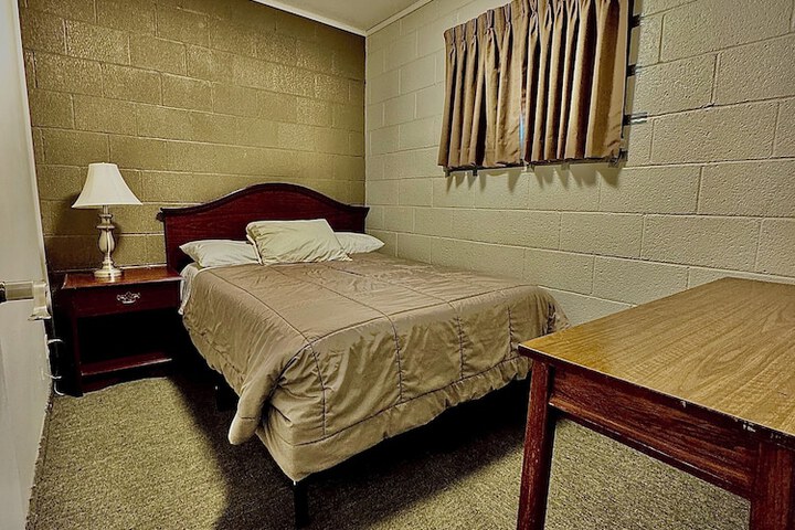 Room 15 of 39