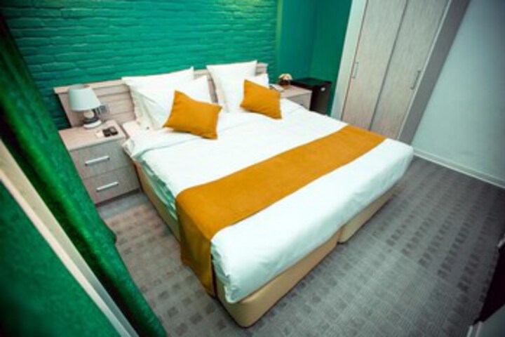 Room 22 of 26