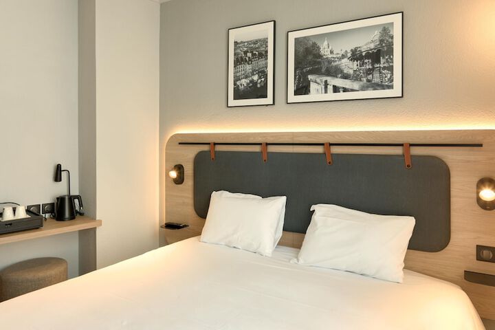 Room 12 of 41