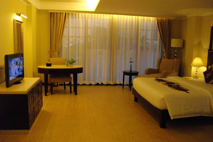 Room 11 of 55