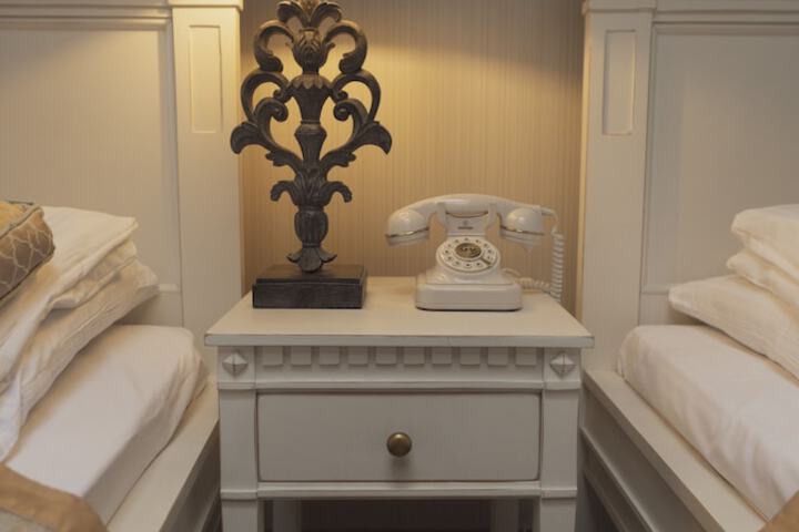 Room 11 of 33