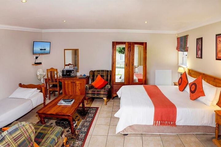 Room 9 of 26