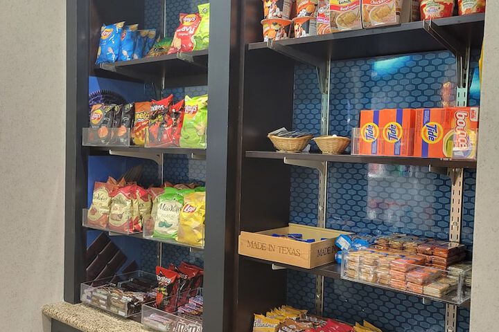 Gift shop