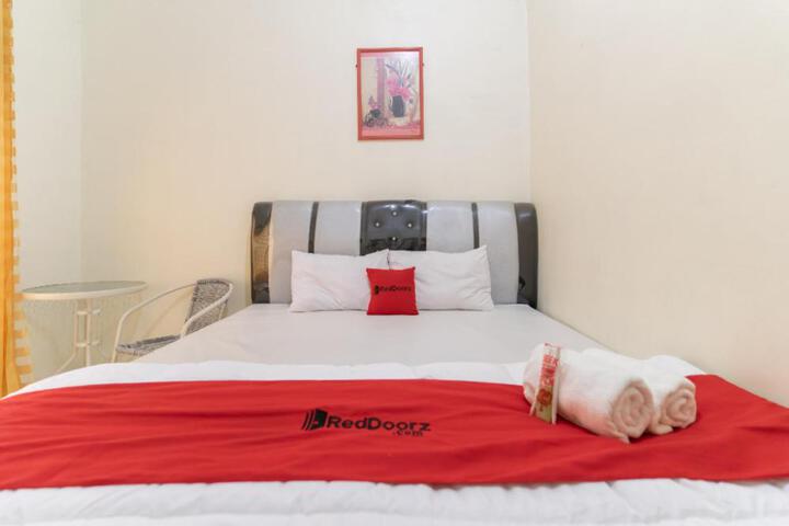 RedDoorz Syariah at Jalan Jendral Sudirman Jambi