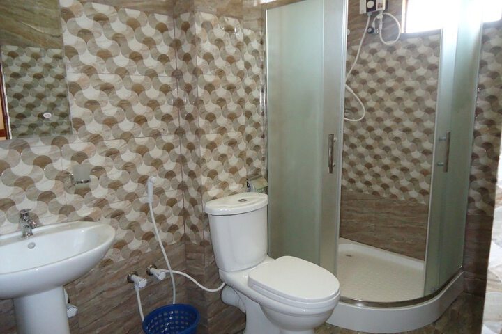 Room 12 of 17