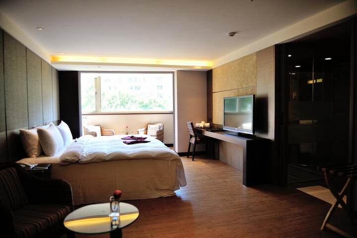 Room 17 of 50
