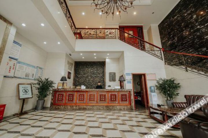 Hotel Interior 8 of 34