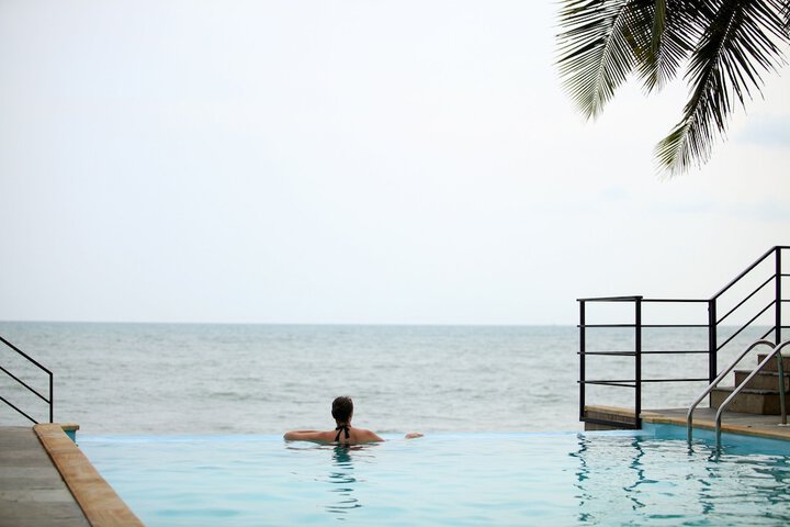 Pool 30 of 61