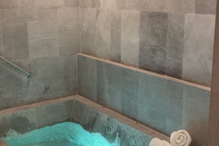 Spa 77 of 110
