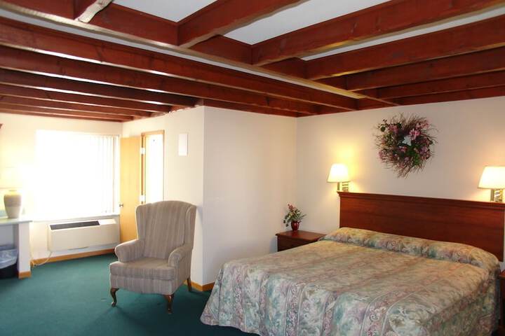 Room 2 of 13