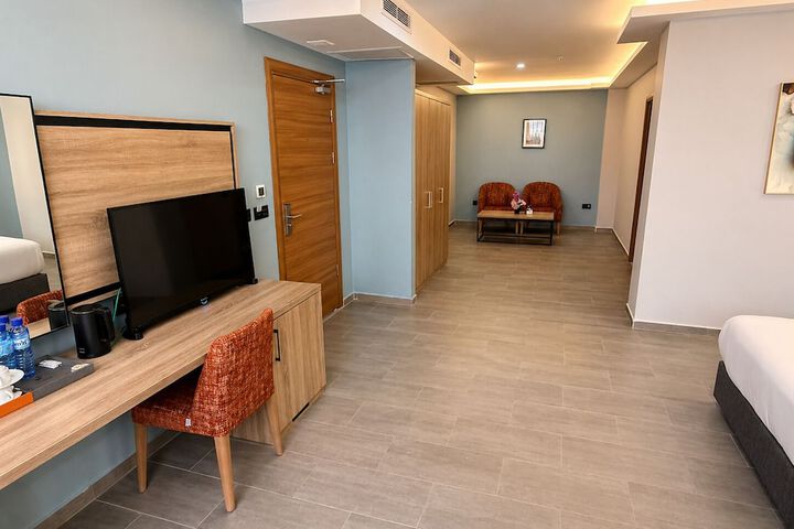 Room 3 of 9
