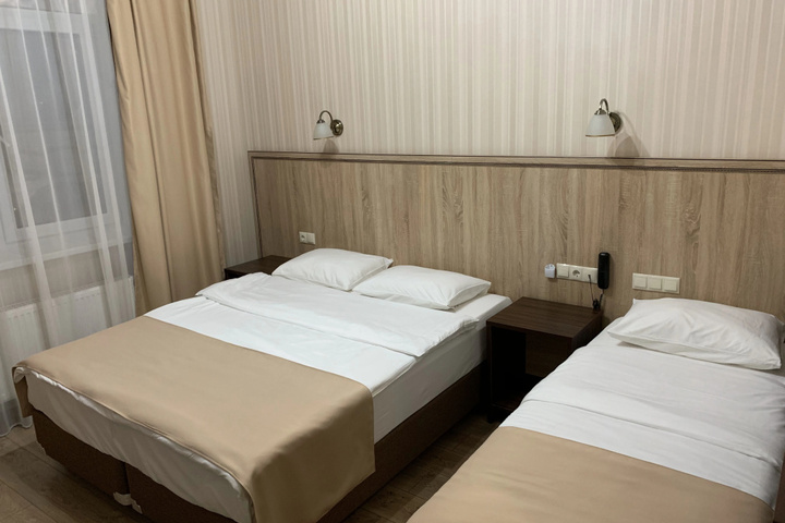 Room 5 of 40