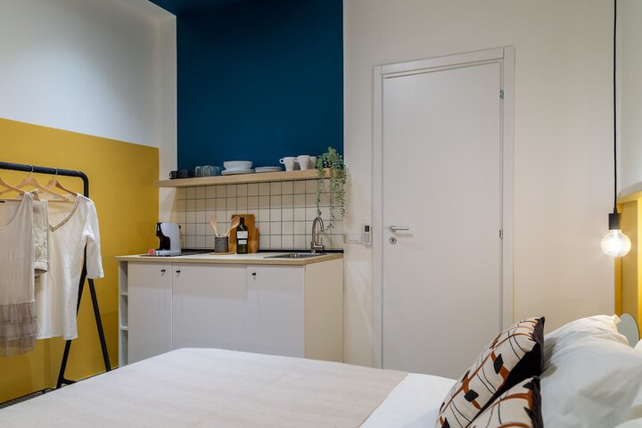 Room 4 of 19