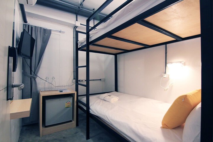 Room 7 of 50