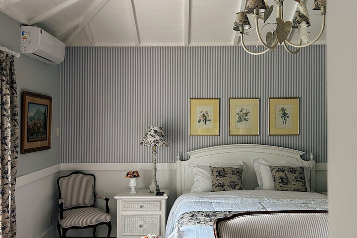 Room 35 of 57
