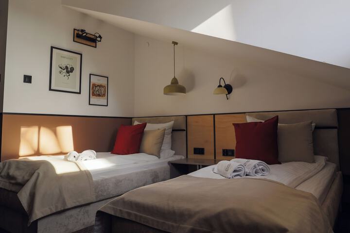 Room 36 of 66