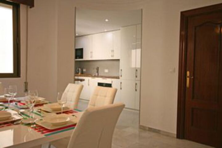 Room 16 of 27