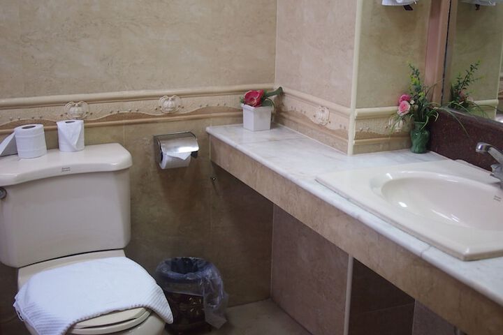 Room 20 of 37