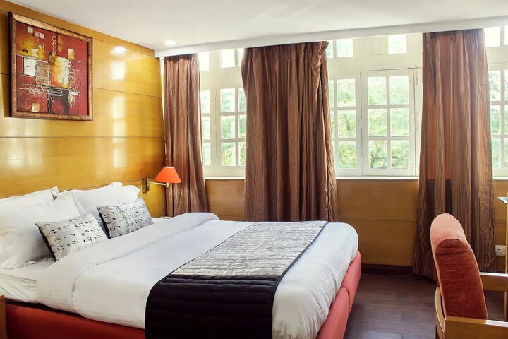 Room 7 of 14