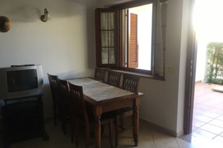 Room 25 of 60