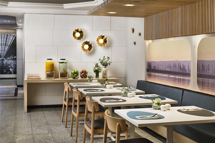 Dining Photos