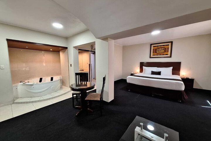Room 47 of 79