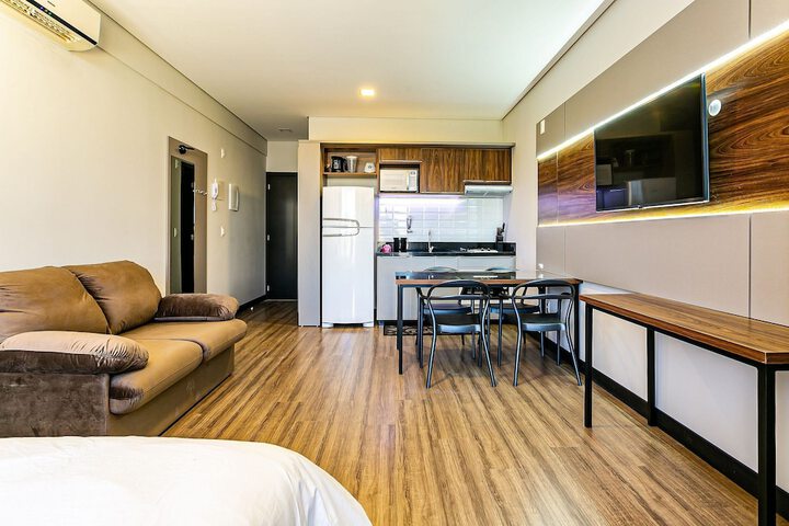 Room 11 of 23