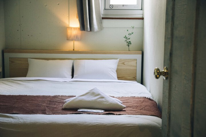 Room 13 of 49