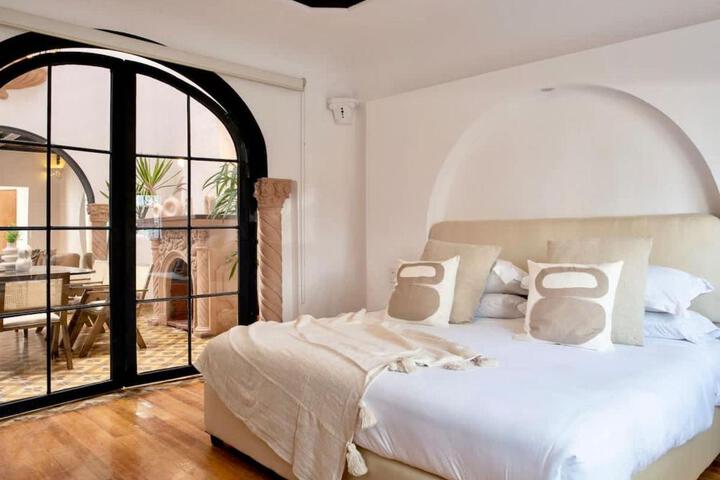 Condesa casa para 16 grande y hermosa